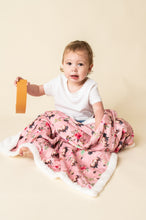 Load image into Gallery viewer, Floral Buffalo Blanket