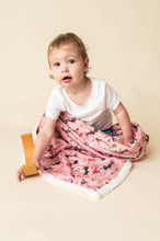 Load image into Gallery viewer, Floral Buffalo Blanket