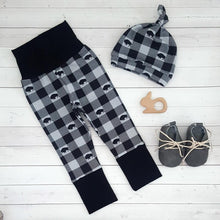 Load image into Gallery viewer, Buffalo Check Knot Hat