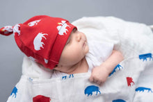 Load image into Gallery viewer, Polish Eagle Knot Hat
