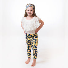 Load image into Gallery viewer, Kid&#39;s Butter Lamb Leggings
