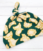 Load image into Gallery viewer, Pierogi Knot Hat
