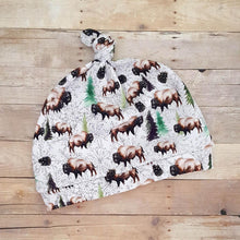 Load image into Gallery viewer, Buffalo Snow Knot Hat
